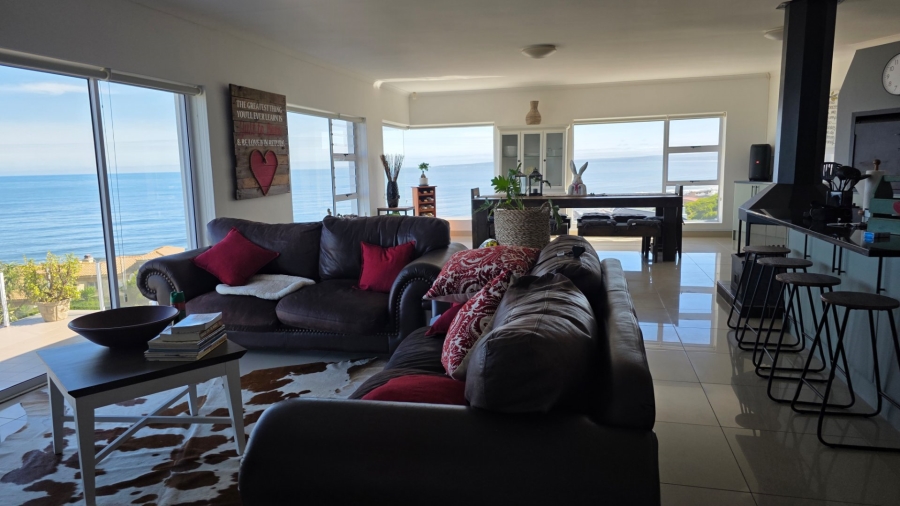 5 Bedroom Property for Sale in Dana Bay Western Cape